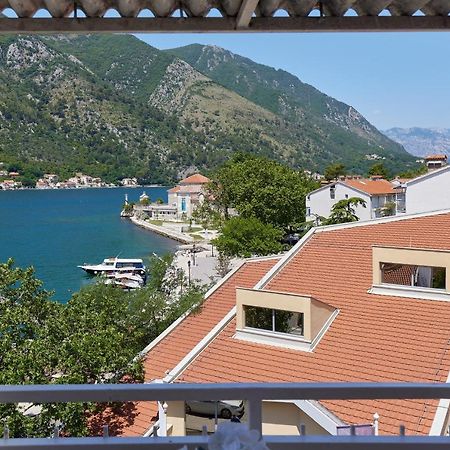 Apartment Plagenti With Sea View Kotor Exterior photo