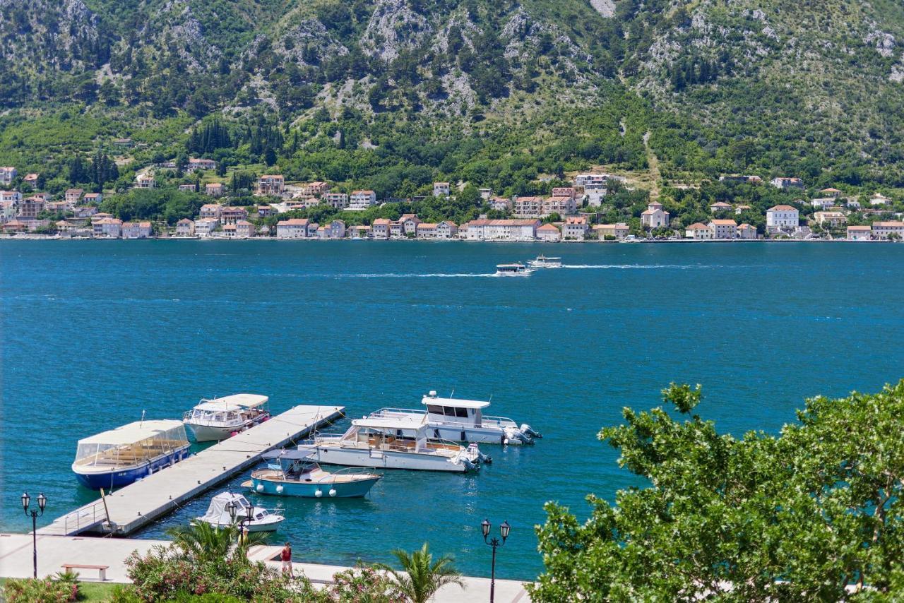 Apartment Plagenti With Sea View Kotor Exterior photo